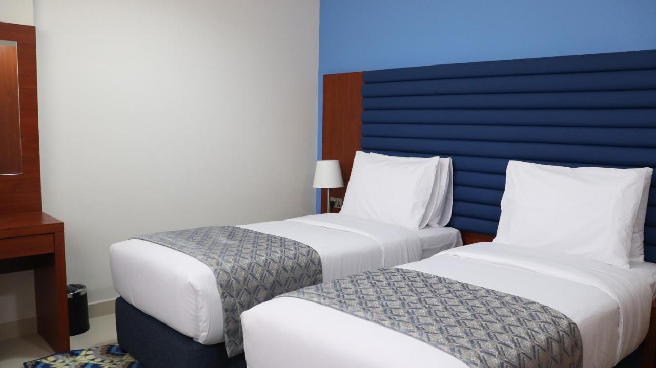Al Riyadh Hotel Apartments Abu Dhabi Exterior photo