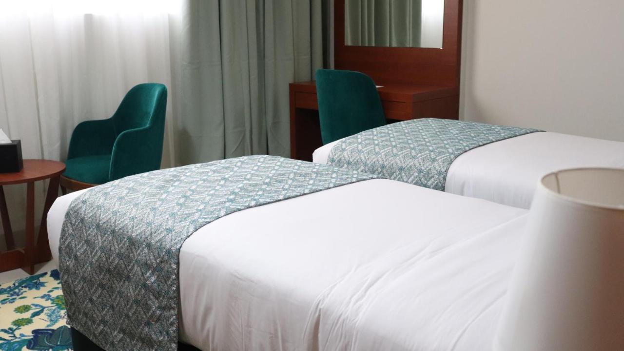 Al Riyadh Hotel Apartments Abu Dhabi Exterior photo